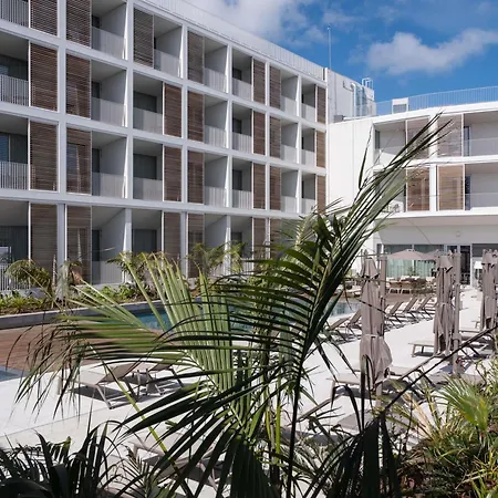 Mercure Azores מלון