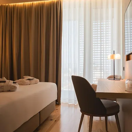 Mercure Azores 4*