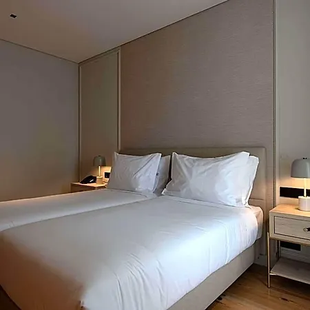 Отель Mercure Azores 4*